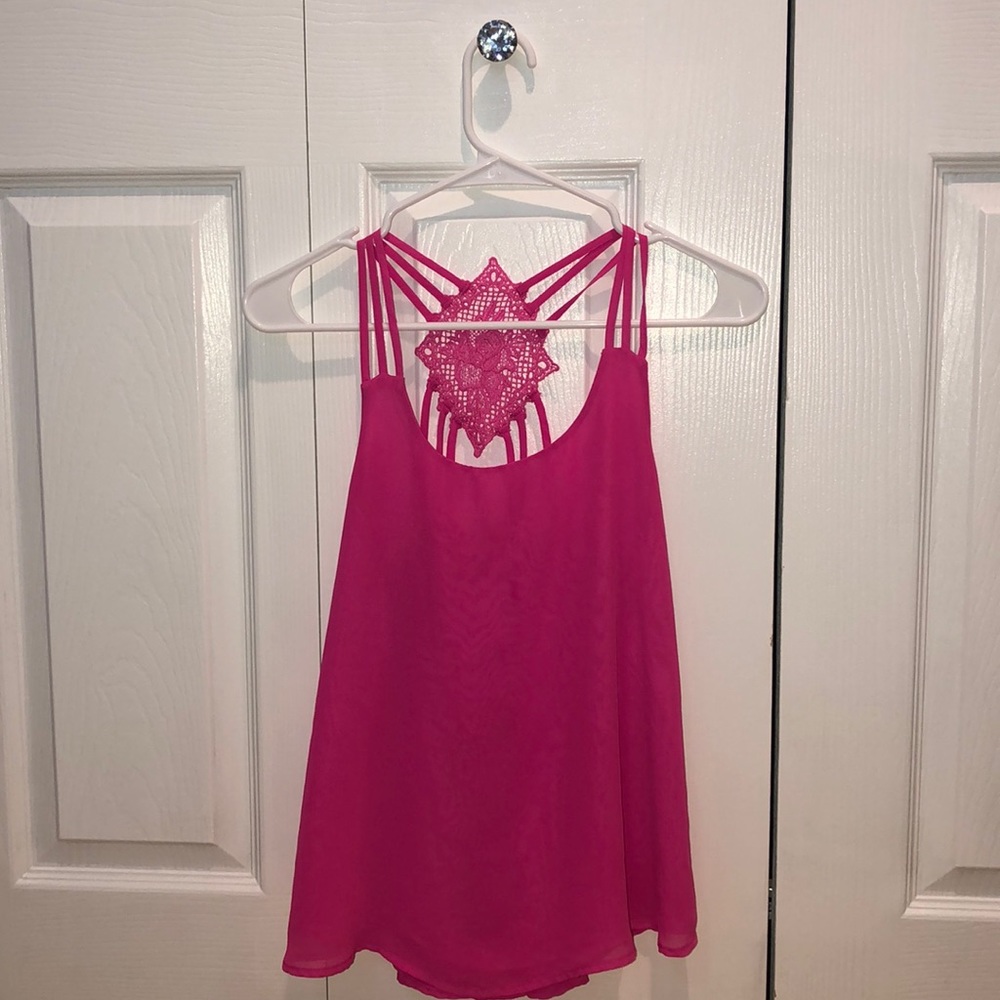 Pink tank great for spring and summer!